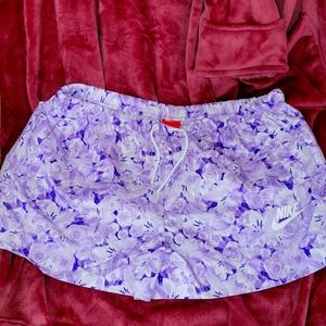 Nike women's shorts nwot